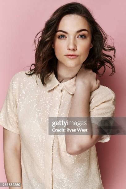 1,320 Violett Beane Photos & High Res Pictures .